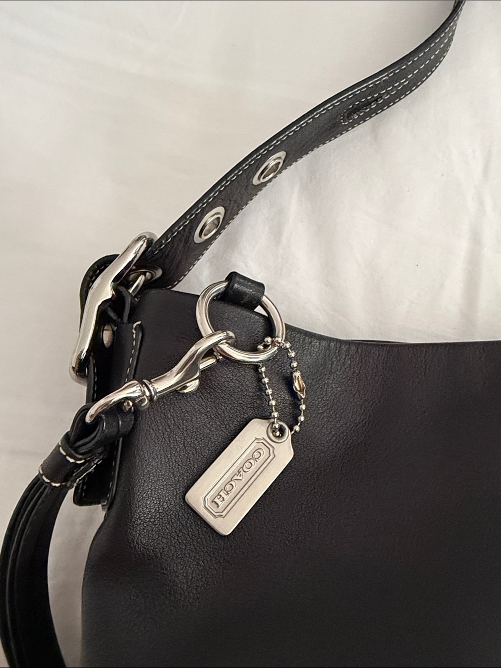 Coach Black Leather Shoulder Hobo with Silver Hardware vintage - Picture 2 of 9